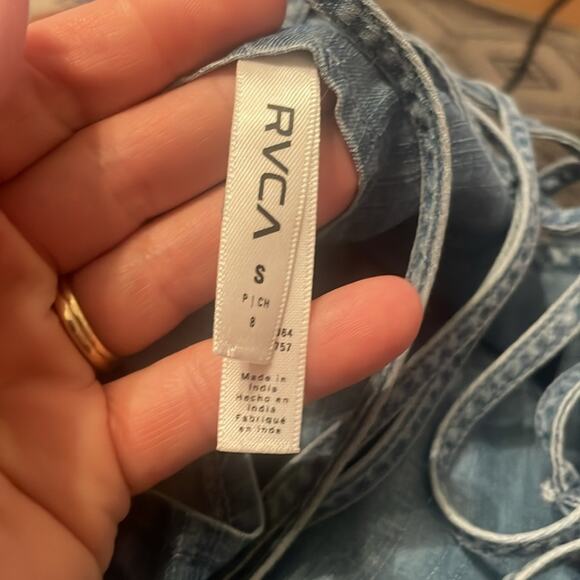 RVCA Chambray Strappy Top - Size Small - Lyocell - Picture 3 of 4